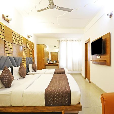 Hotel Ambrosia - A Boutique Hotel Neu-Delhi Exterior foto