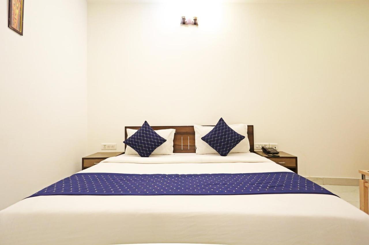 Hotel Ambrosia - A Boutique Hotel Neu-Delhi Exterior foto