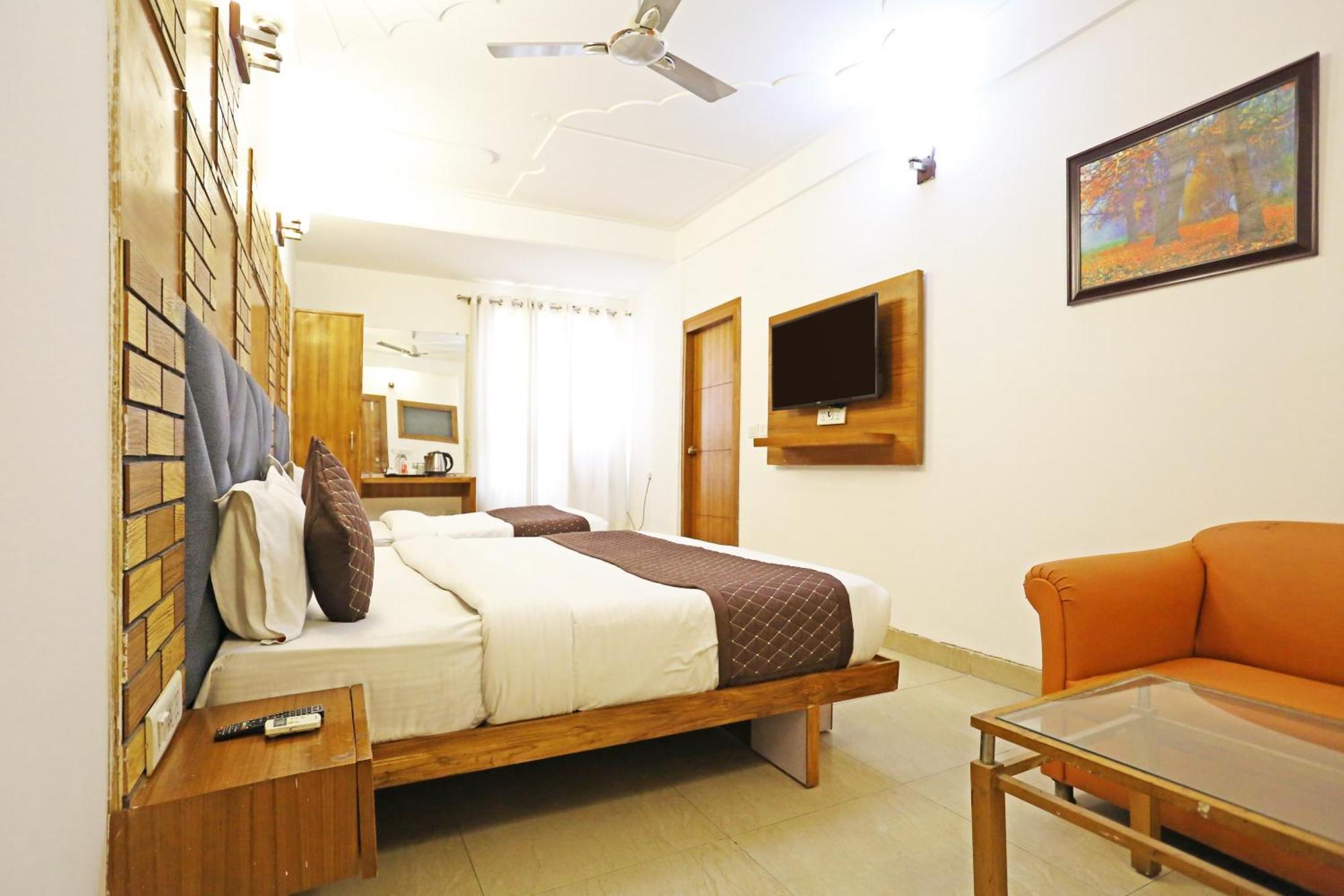 Hotel Ambrosia - A Boutique Hotel Neu-Delhi Exterior foto